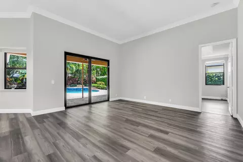 Living - 5718 NW 50th Dr, Coral Springs, FL 33067 photo 6 of 6