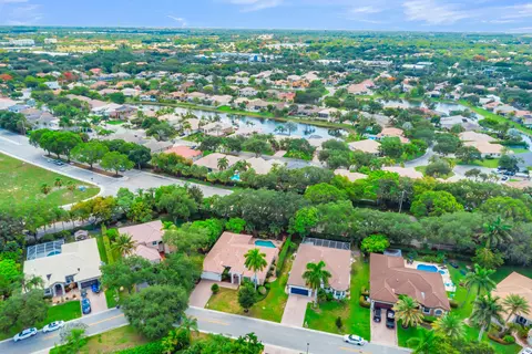 View/Area - 5718 NW 50th Dr, Coral Springs, FL 33067 photo 4 of 8