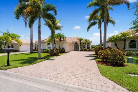 4503 NW Red Maple Dr, Jensen Beach, FL 34957