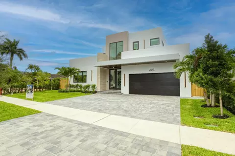 5840 NE 22nd Ave, Fort Lauderdale, FL 33308
