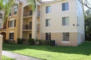 4211 San Marino Blvd #107, West Palm Beach, FL 33409