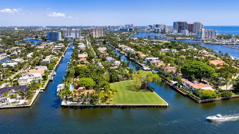 1000 Riviera Isle Dr, Fort Lauderdale, FL 33301