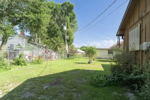 Exterior - 1864 SW 24th Ave, Okeechobee, FL 34974 photo 6 of 7