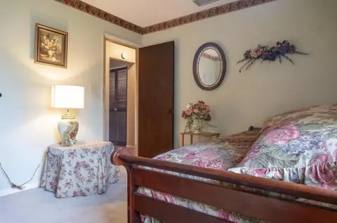 Bedroom - 1864 SW 24th Ave, Okeechobee, FL 34974 photo 3 of 6