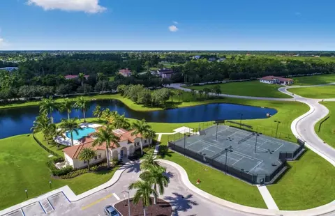 163 SE Via Lago Garda, Port St Lucie, FL 34952
