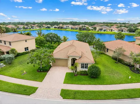3392 SW Porpoise Cir, Stuart, FL 34997