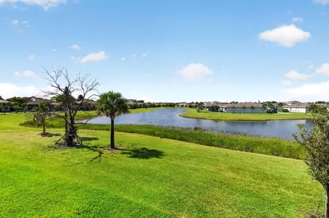 5650 Spindle Palm Ct #D, Delray Beach, FL 33484