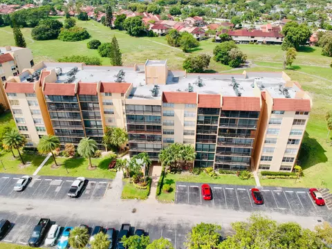 3821 Environ Blvd #203, Lauderhill, FL 33319