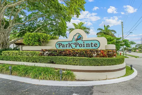 3315 Lucerne Park Dr, Greenacres, FL 33467