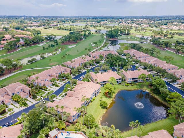 208 Legendary Cir, Palm Beach Gardens, FL 33418
