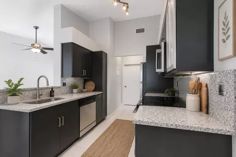 9202 NW 9th Ct, Plantation, FL 33324