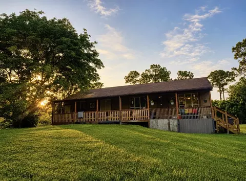 17605 92nd Ln N, The Acreage, FL 33470