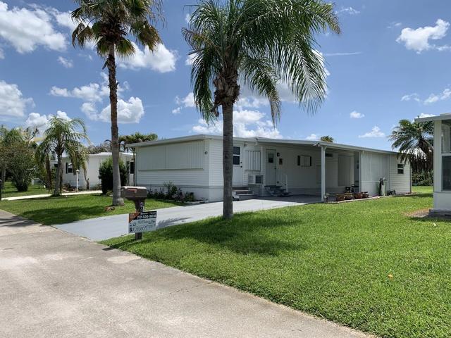 40 Florida Way, Port Saint Lucie, FL 34952