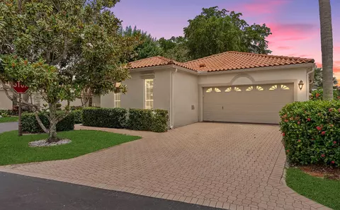 3938 Redondo Ct, Boca Raton, FL 33487