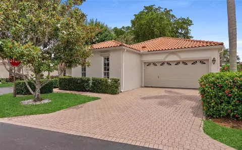 3938 Redondo Ct, Boca Raton, FL 33487