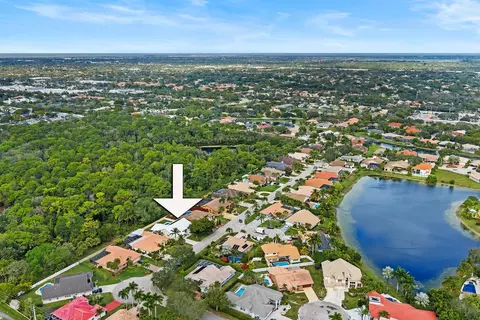 4080 NW 83rd Ln, Coral Springs, FL 33065