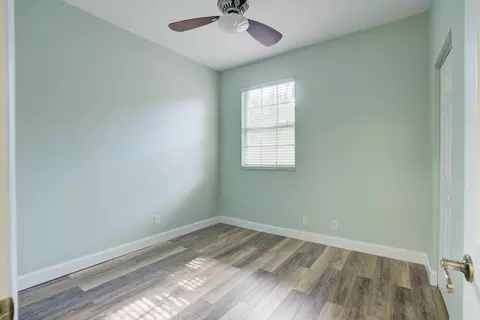 Bedroom - 115 Lighthouse Cir #B, Tequesta, FL 33469 photo 3 of 7