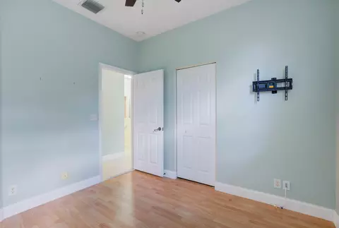 Bedroom - 115 Lighthouse Cir #B, Tequesta, FL 33469 photo 1 of 7