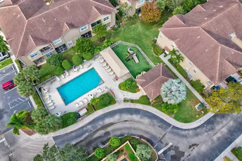 View/Area - 115 Lighthouse Cir #B, Tequesta, FL 33469 photo 2 of 2