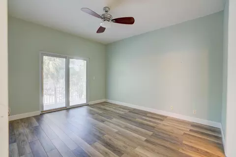 Bedroom - 115 Lighthouse Cir #B, Tequesta, FL 33469 photo 5 of 7