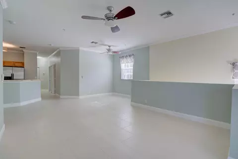 Living - 115 Lighthouse Cir #B, Tequesta, FL 33469 photo 2 of 10