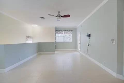 Living - 115 Lighthouse Cir #B, Tequesta, FL 33469 photo 6 of 10