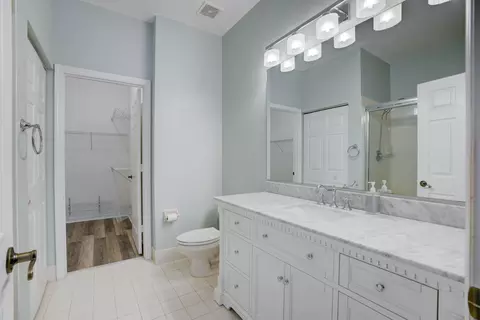 Bath - 115 Lighthouse Cir #B, Tequesta, FL 33469 photo 2 of 3