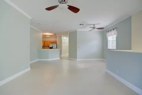 Living - 115 Lighthouse Cir #B, Tequesta, FL 33469 photo 3 of 10