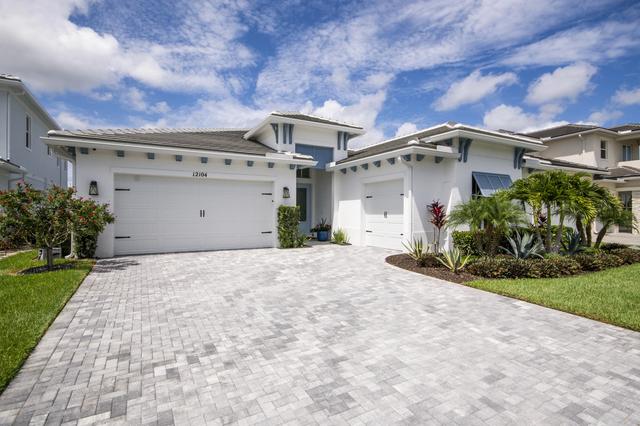 12104 Waterstone Cir, Palm Beach Gardens, FL 33412