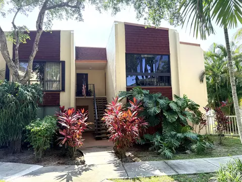 301 N Pine Island Rd #265, Plantation, FL 33324