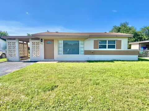6751 Liberty St, Hollywood, FL 33024