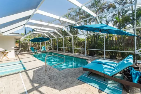 Exterior - 18 Saddleback Rd, Tequesta, FL 33469 photo 22 of 30