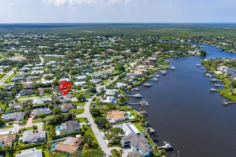View/Area - 18 Saddleback Rd, Tequesta, FL 33469 photo 1 of 12