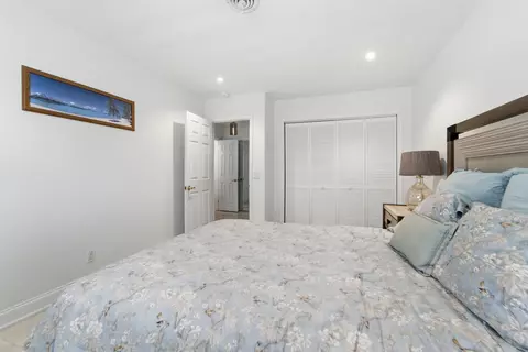 Bedroom - 18 Saddleback Rd, Tequesta, FL 33469 photo 6 of 9