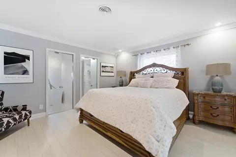 Bedroom - 18 Saddleback Rd, Tequesta, FL 33469 photo 5 of 9