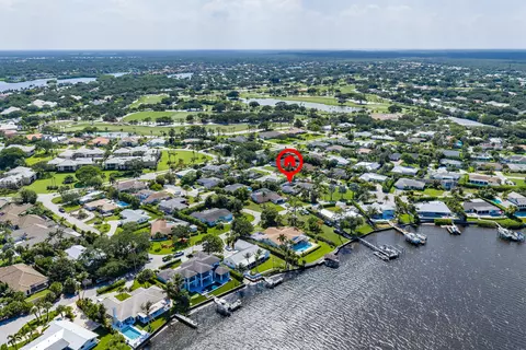 View/Area - 18 Saddleback Rd, Tequesta, FL 33469 photo 7 of 12
