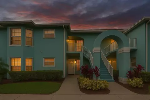 1106 Swan Lake Cir, Port Saint Lucie, FL 34986