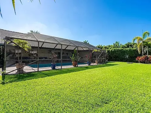 Exterior - 22373 Ensenada Way, Boca Raton, FL 33433 photo 2 of 11
