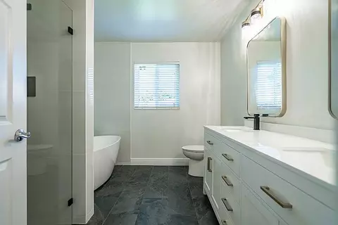 Bath - 22373 Ensenada Way, Boca Raton, FL 33433 photo 6 of 6