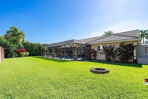 Exterior - 22373 Ensenada Way, Boca Raton, FL 33433 photo 5 of 11