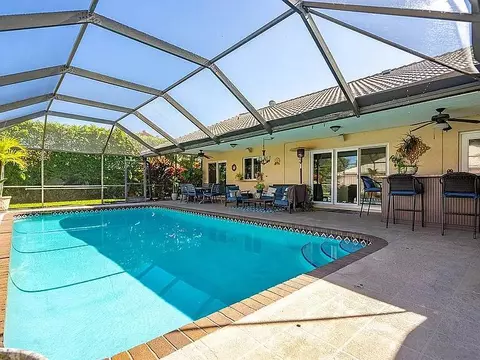 Exterior - 22373 Ensenada Way, Boca Raton, FL 33433 photo 8 of 11