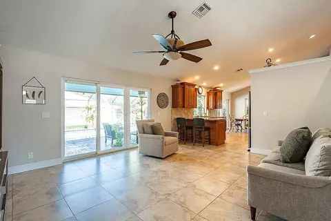 Living - 22373 Ensenada Way, Boca Raton, FL 33433 photo 1 of 3
