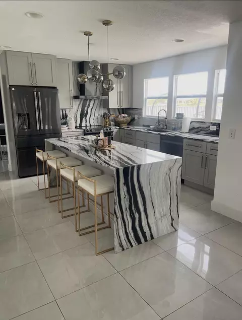 8497 Bonita Isle Dr, Lake Worth, FL 33467