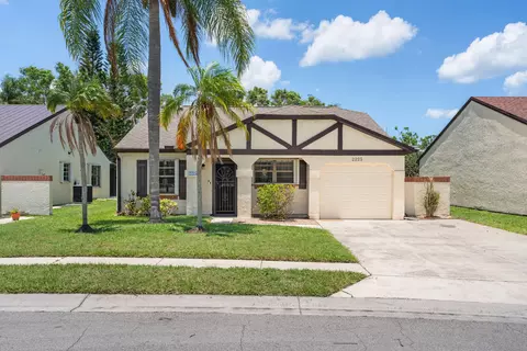 2225 SE Barrington St, Port Saint Lucie, FL 34952