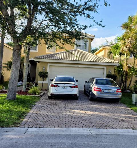5069 Starblaze Dr, Greenacres, FL 33463