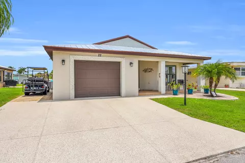 22 Alta Loma, Port Saint Lucie, FL 34952