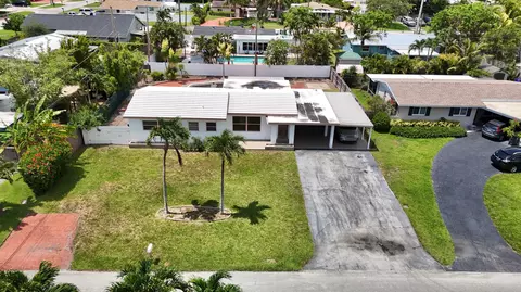 470 NE 45th St, Boca Raton, FL 33431