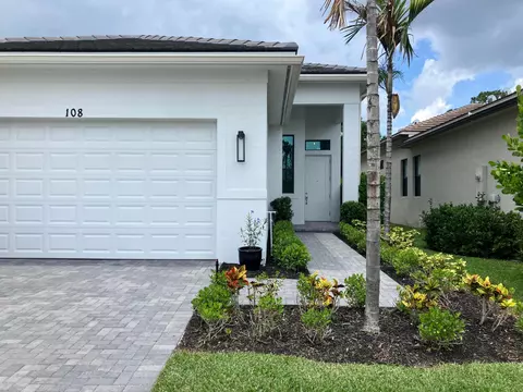 108 SE Strada Cervaro, Port Saint Lucie, FL 34952