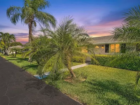 2017 SW Golf Ln #109, Boynton Beach, FL 33426