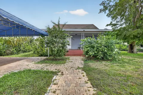 2465 Taylor St, Hollywood, FL 33020